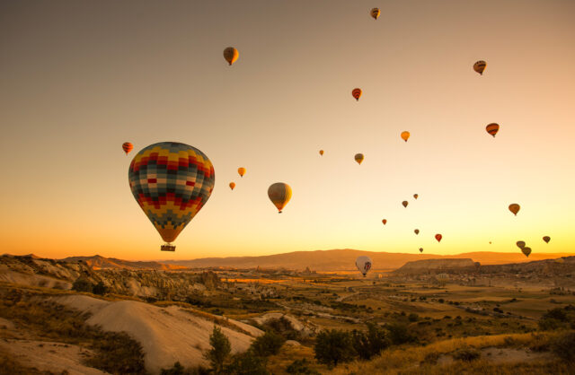 https://www.bekindpro.it/wp-content/uploads/2023/06/cappadocia-640x418.jpg