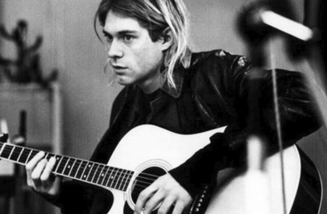 https://www.bekindpro.it/wp-content/uploads/2023/06/cit-kirt-cobain-640x418.jpg